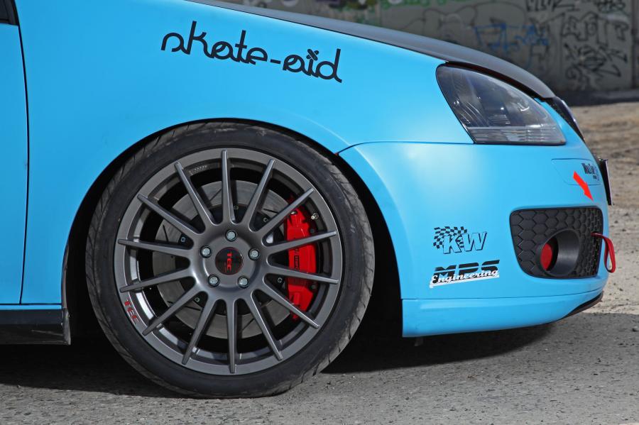  Volkswagen Golf GTi by BBM 2012 года  (фото 6 из 18)